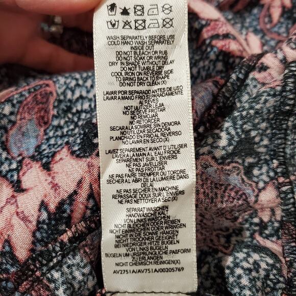 Aveology NWT Jolie Floral V-Neck Ruffle Dress Plus Size 14/16 Boho Knee Length - Picture 13 of 14